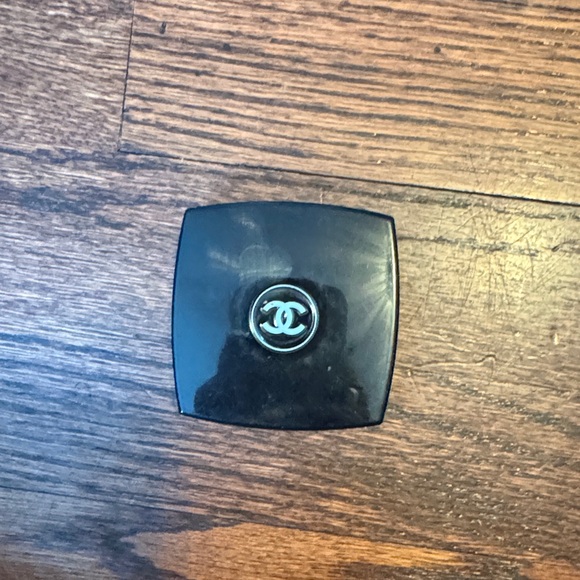 CHANEL Les 4 Ombres Eyeshadow Palette - Picture 3 of 3